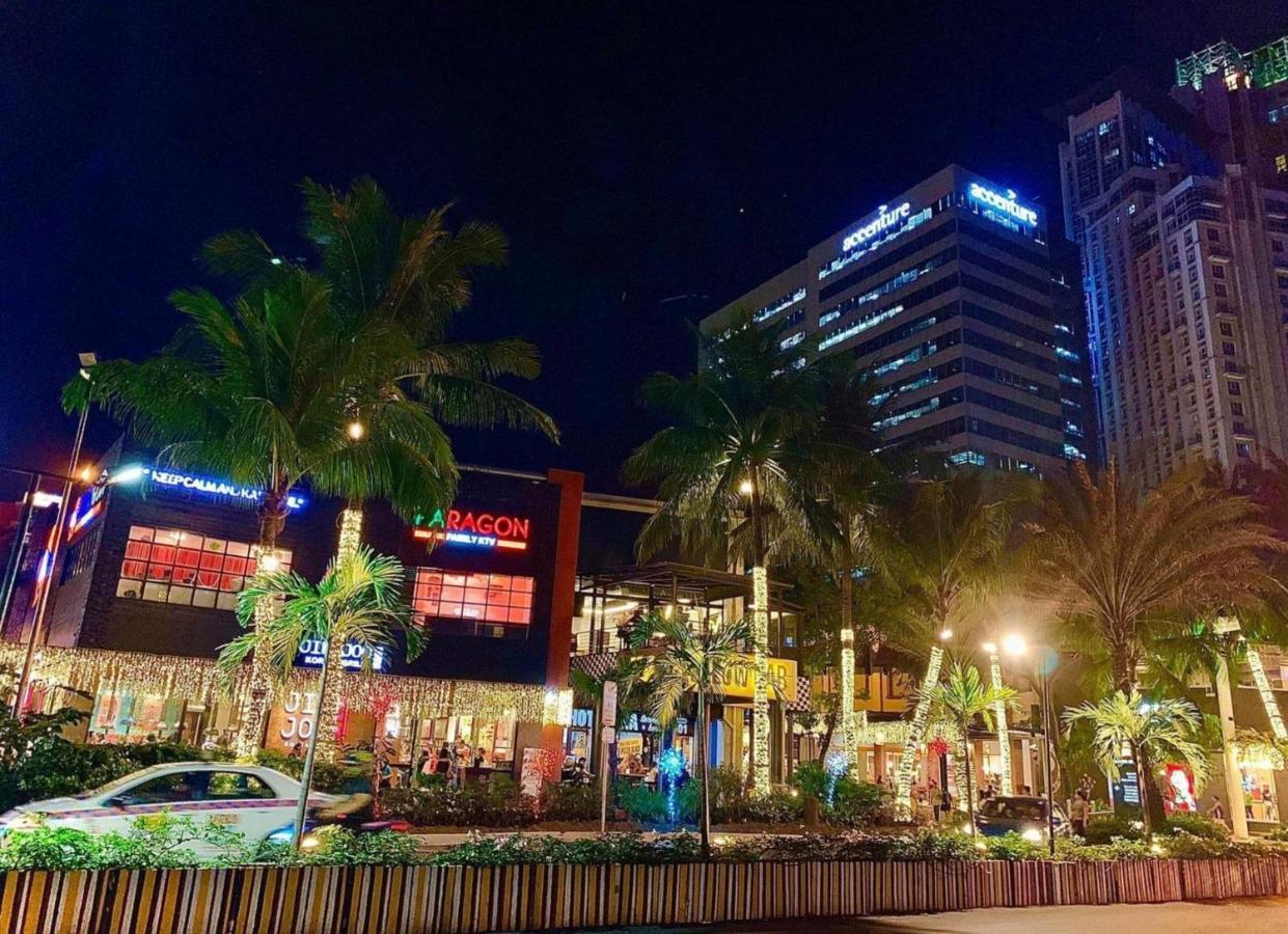 Classy 2Br Suite At Eastwood City With Pool And City Skyline View Manila Ngoại thất bức ảnh