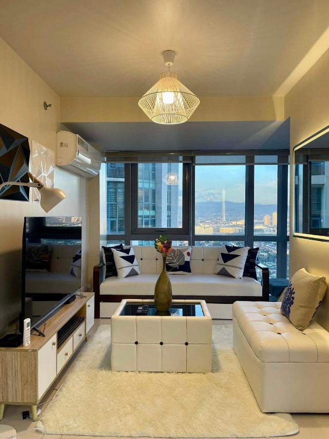 Classy 2Br Suite At Eastwood City With Pool And City Skyline View Manila Ngoại thất bức ảnh